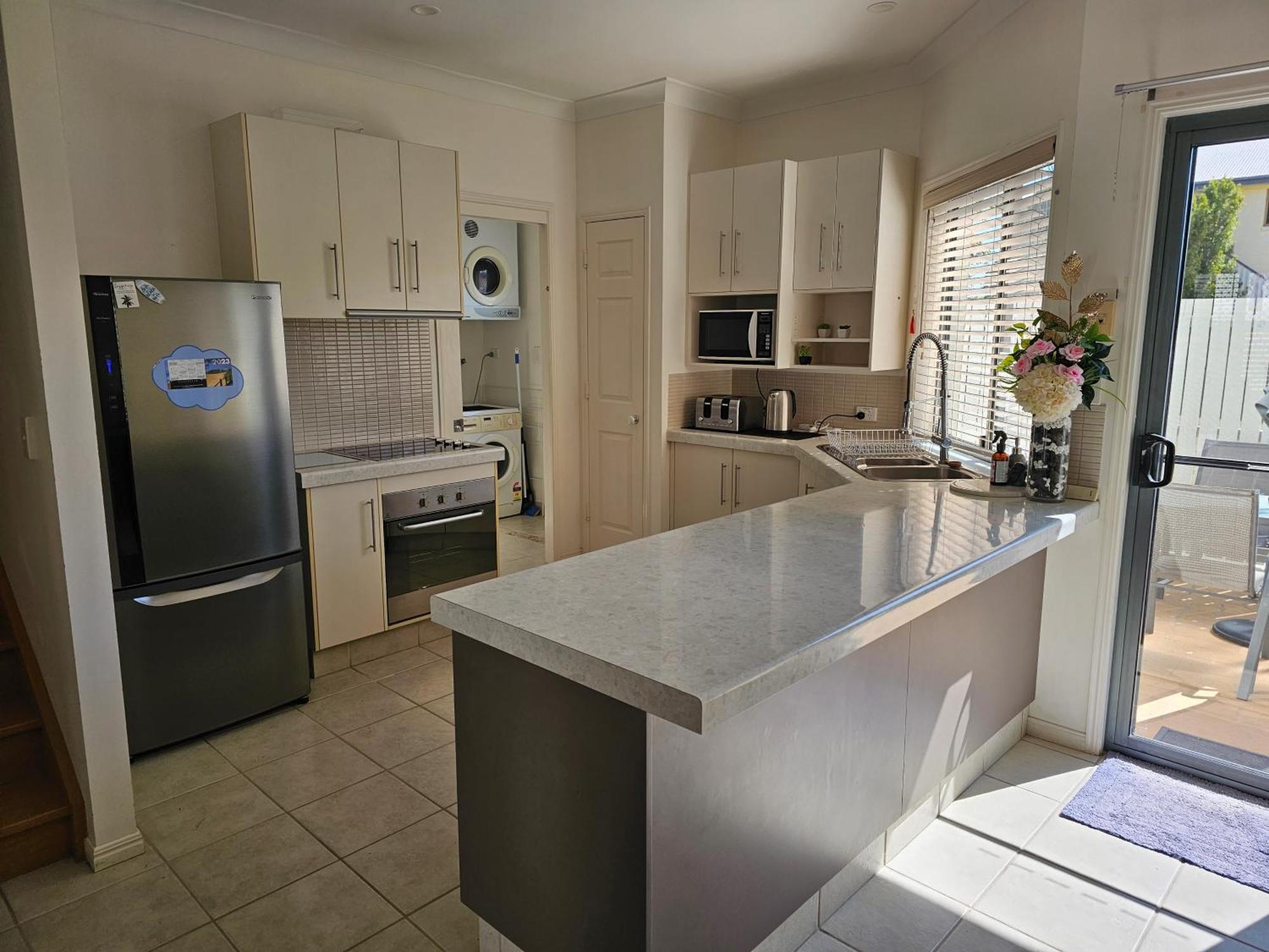 Koola Beach Apartments Bargara Dış mekan fotoğraf