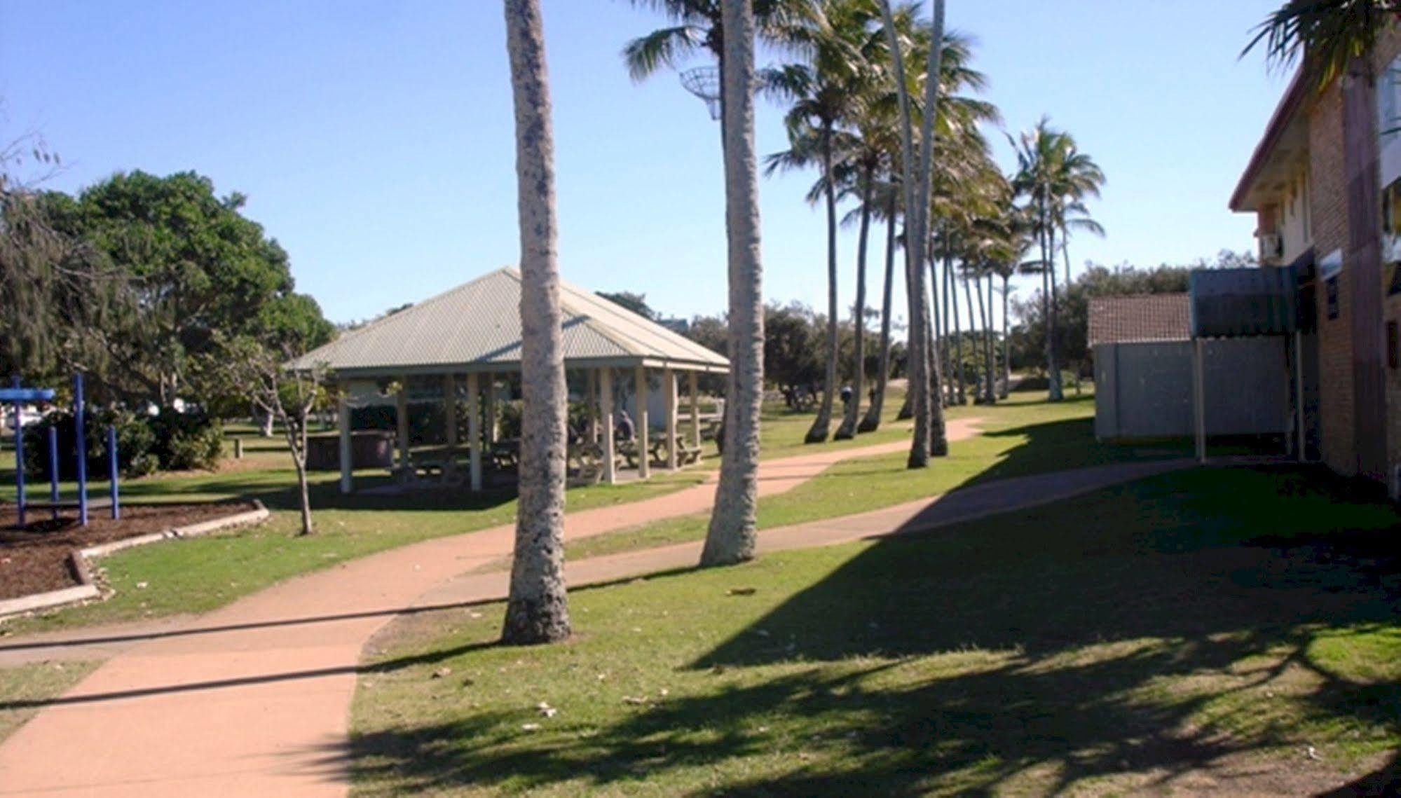 Koola Beach Apartments Bargara Dış mekan fotoğraf